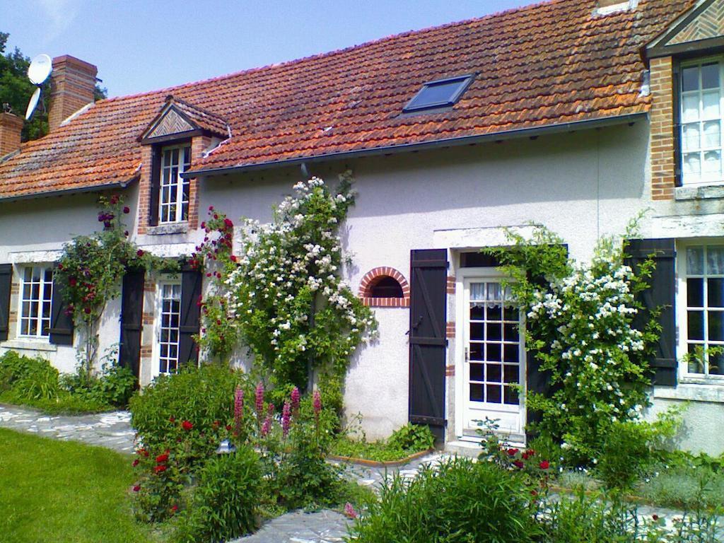Althaea Bed & Breakfast La Ferté-Saint-Cyr Eksteriør bilde