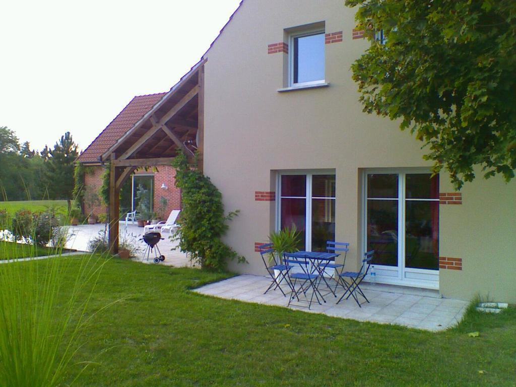 Althaea Bed & Breakfast La Ferté-Saint-Cyr Eksteriør bilde